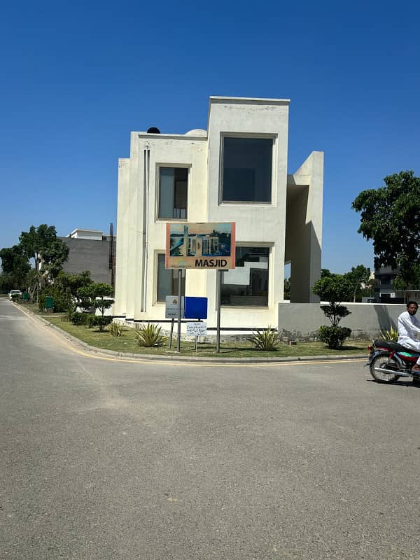 5 MARLA MOST BEAUTIFUL PRIME LOCATION RESIDENTIAL PLOT FOR SALE IN NEW LAHORE CITY PHASE 3 7