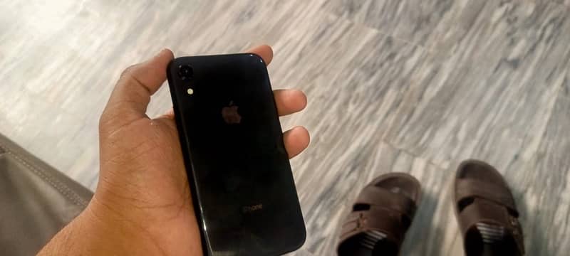 iPhone XR 64 10/9.5 condition  non pta rate final ha no exchange offer 4