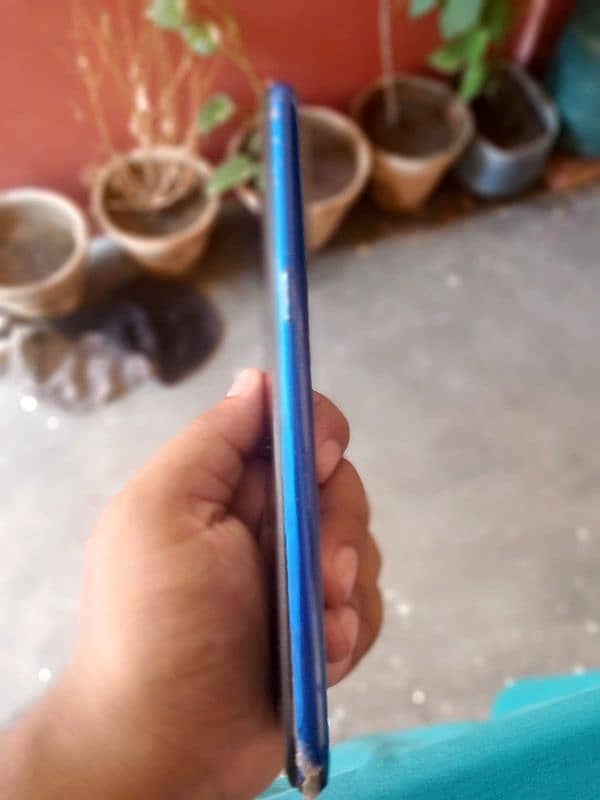 realme 5 10/10 condition all ok h urgent sell krna h 3