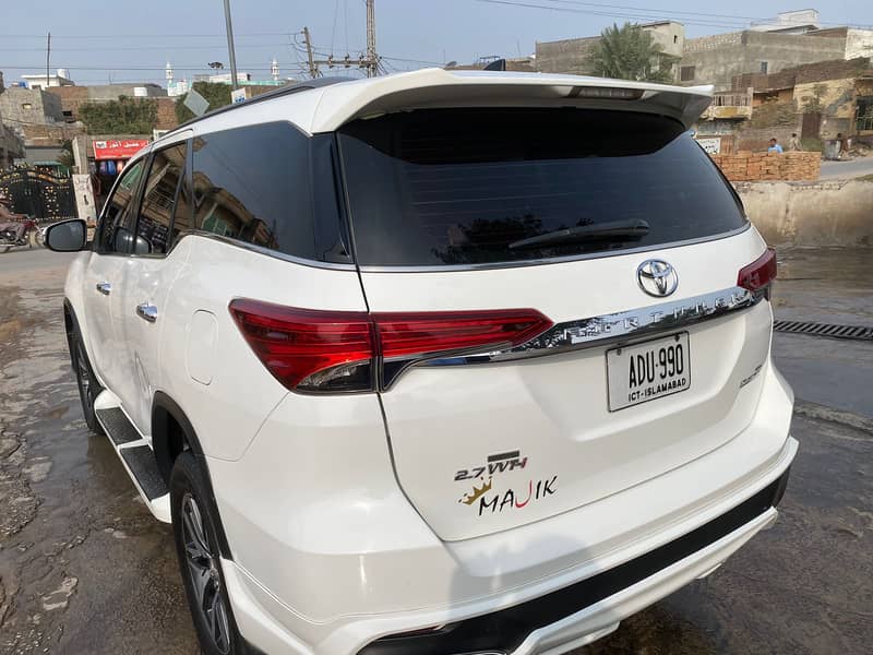 Toyota Fortuner Sigma 2017 4×4 11