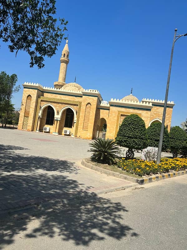 20 Marla Plot Available At Hot Location Near To park Mosque & Commercial At Reasonable Price In New Lahore City phase 4 1