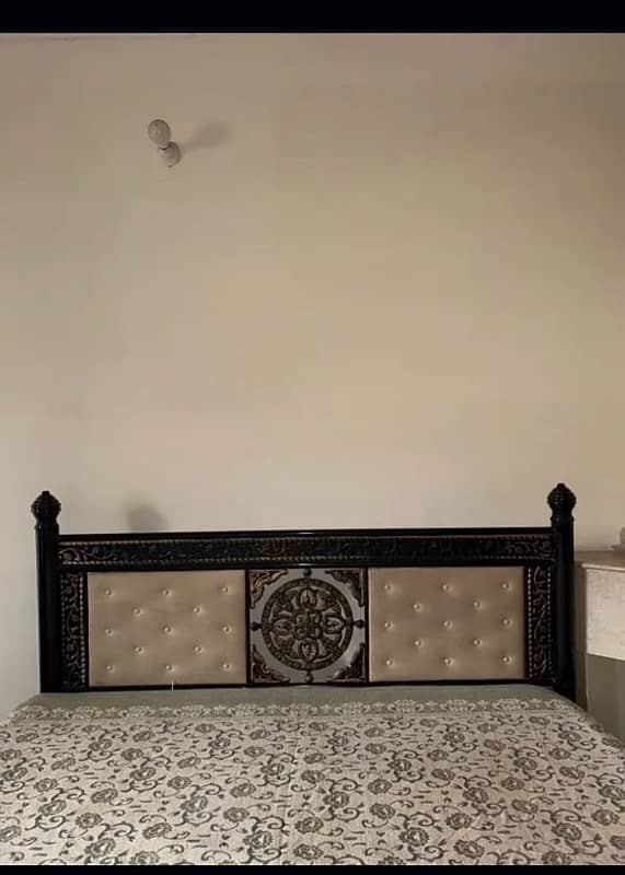 king bed with mattress 1