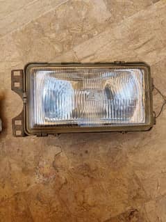 TOYOTA COROLLA 1982 HEADLIGHTS