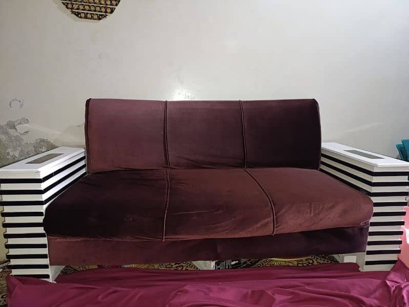 5 Seater sofa set for sale in Good condition 0