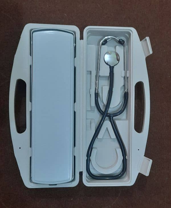 Blood Pressure + Stethoscope Made in Germany 2