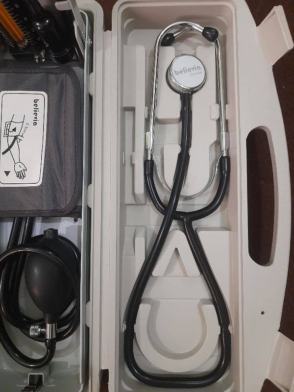 Blood Pressure + Stethoscope Made in Germany 3