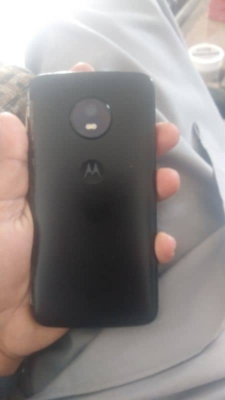 moto e4 1