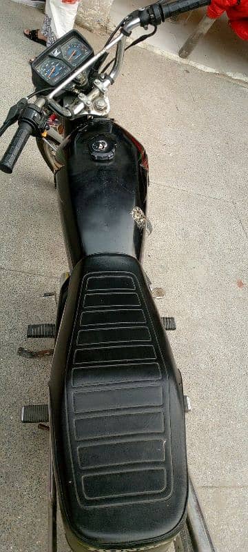 Honda 125 Good condition 2