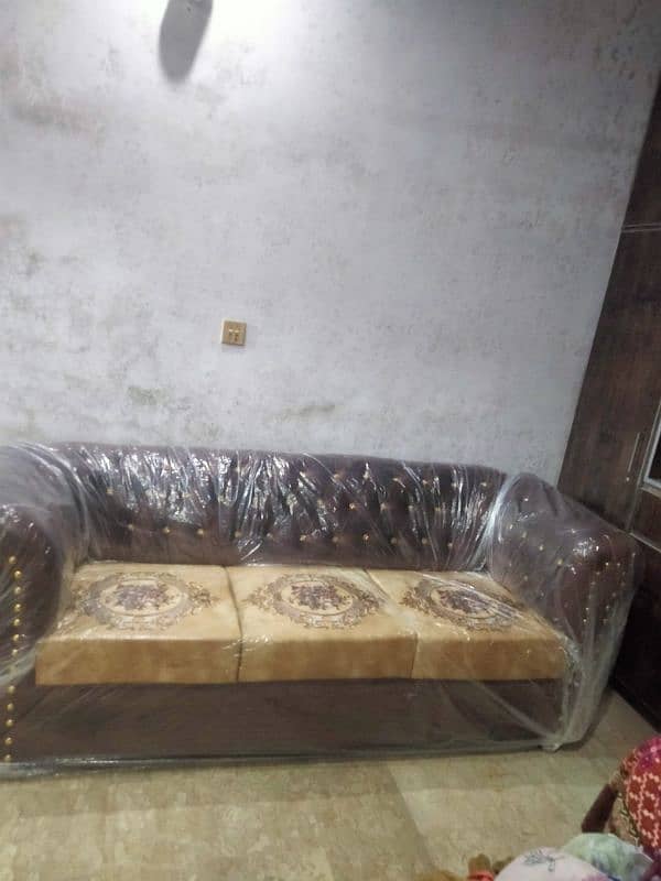 1.2. 3 seater sofa set urgent sale 0