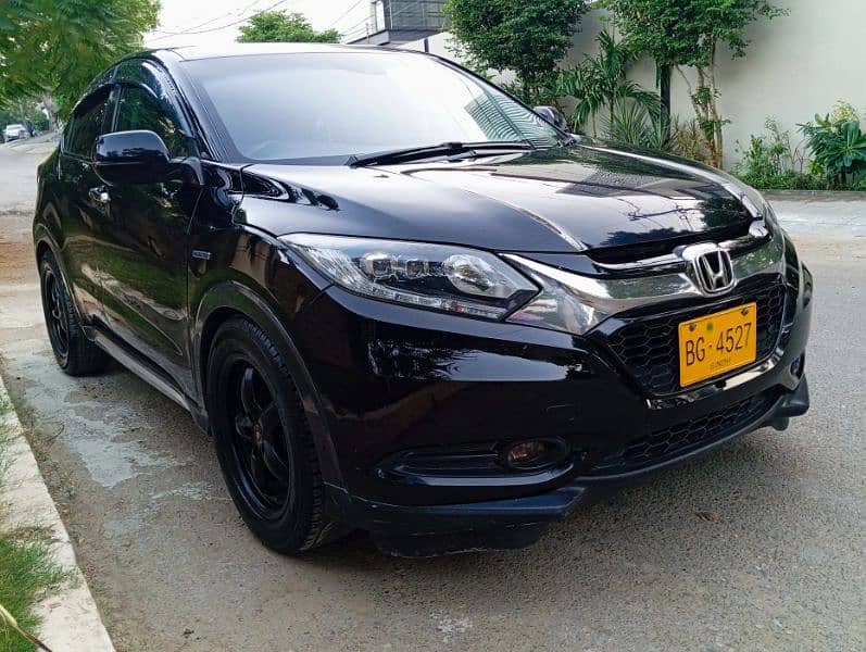 Honda Vezel 2014 fully Genuine 1st owner scratchless 5