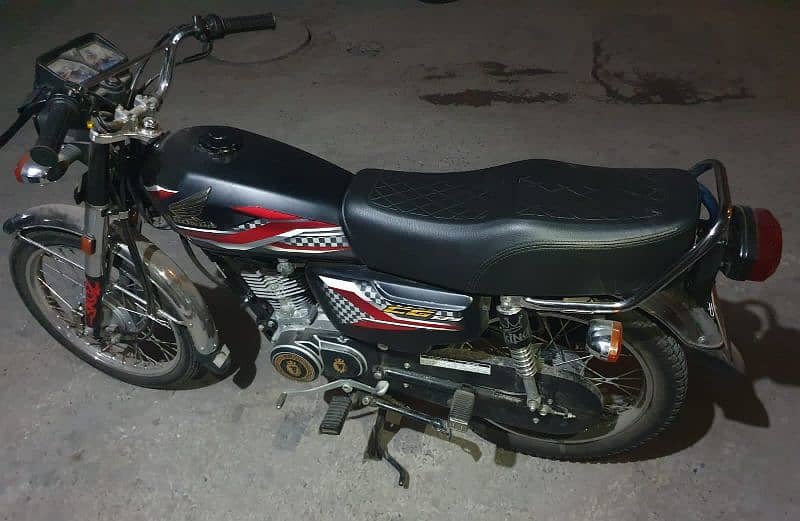 Honda CG125 3