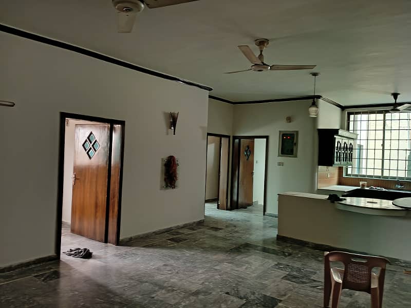 1 KANAL UPPER PORTION FOR RENT IN JOHAR TOWN 2