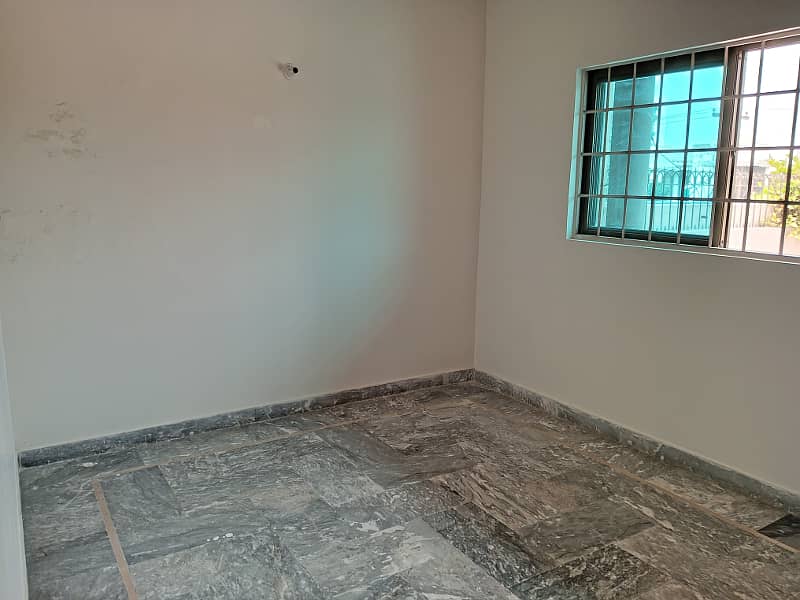 1 KANAL UPPER PORTION FOR RENT IN JOHAR TOWN 16