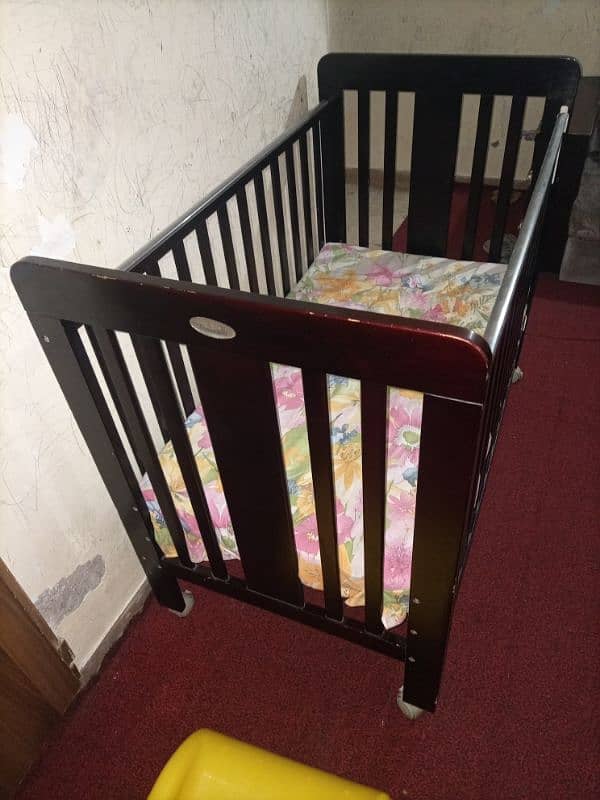 Baby cot 1