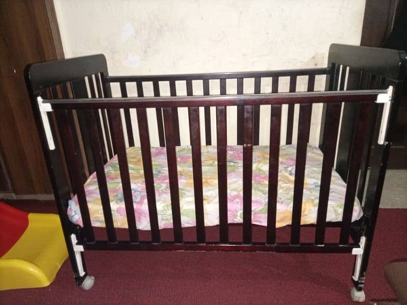 Baby cot 4