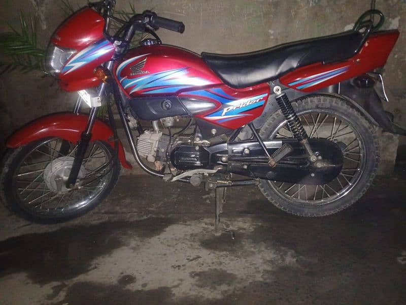 I am selling bike Honda pridor 5