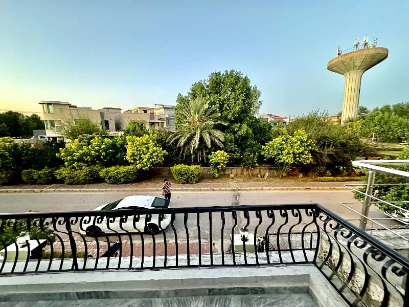 10.8 Marla Most Prime Location House For Sale In Bahria Town Phase 7 At Walking Distance To Fatima Masjid 1