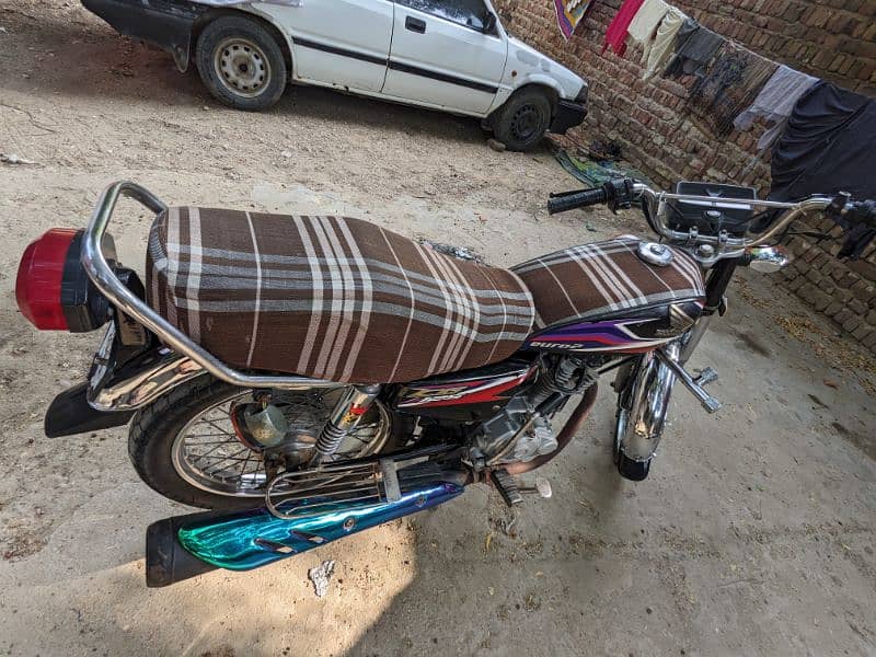 HONDA 125 GENUINE MODEL 2017 4