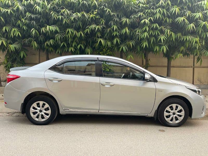 Toyota Corolla GLI 2015 3