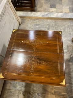 folding table