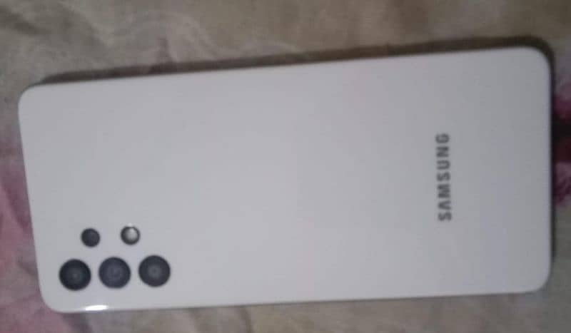 Samsung Galaxy A32 1