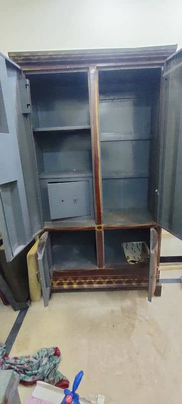 Steel cupboards | Steel safe 3