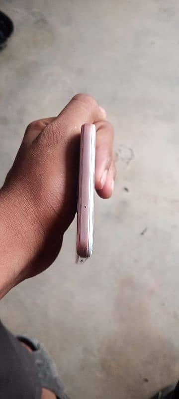 Oppo F16 Used mobile 4