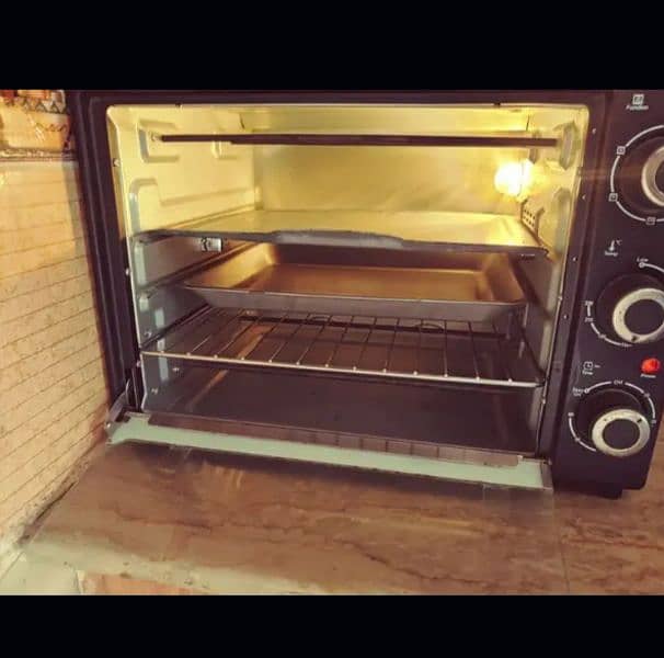 Dawlance DWMO 4215 mini oven baking and rotisserie oven large size 1