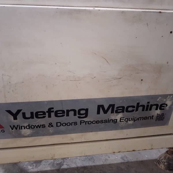 upvc windows and doors welding machine 3