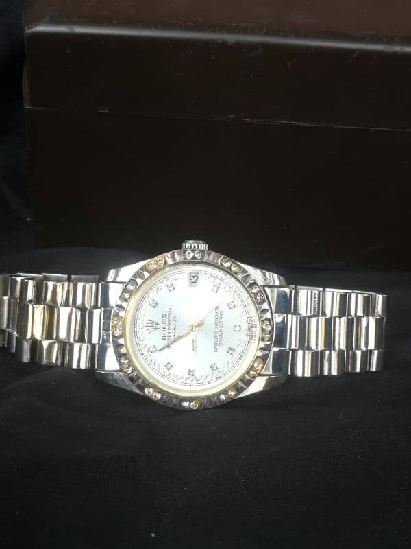 Automatic watch High grade read complete add 4