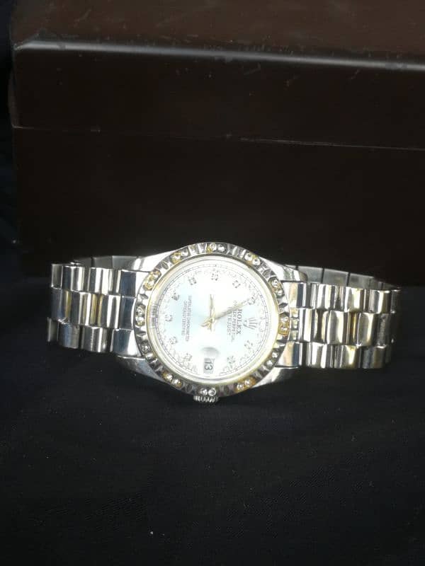 Automatic watch High grade read complete add 8