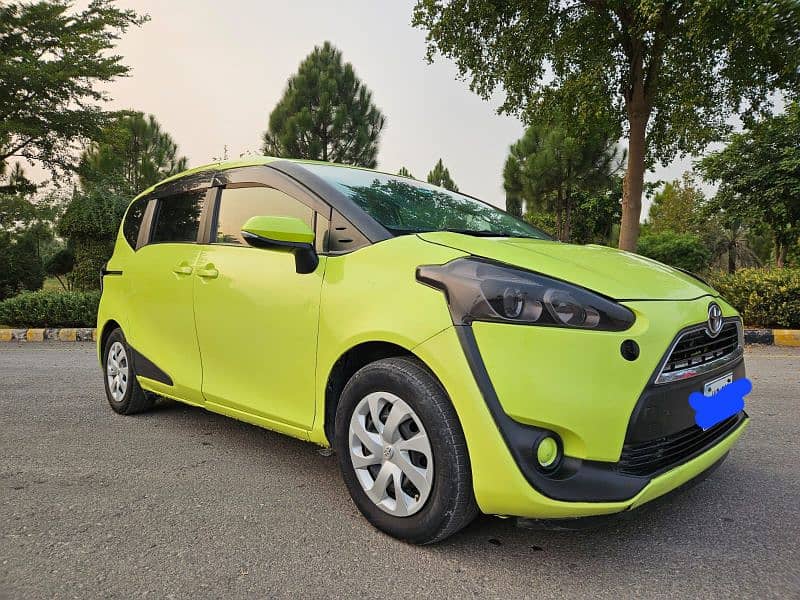 Toyota Sienta 2015 5