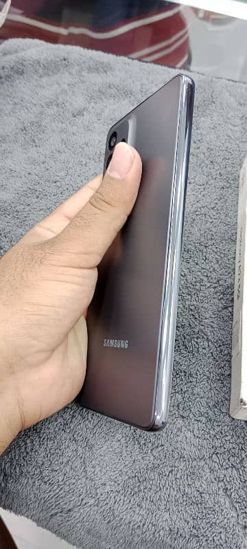 Samsung a73 5g 8/256 with box 4