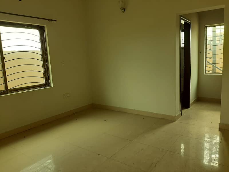 14 Marla Renovated House Available For Sale In PAF Falcon Complex Gulberg 3 Lahore 2