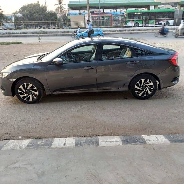 Honda Civic  2017 7