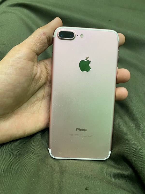 IPhone 7plus 128 5