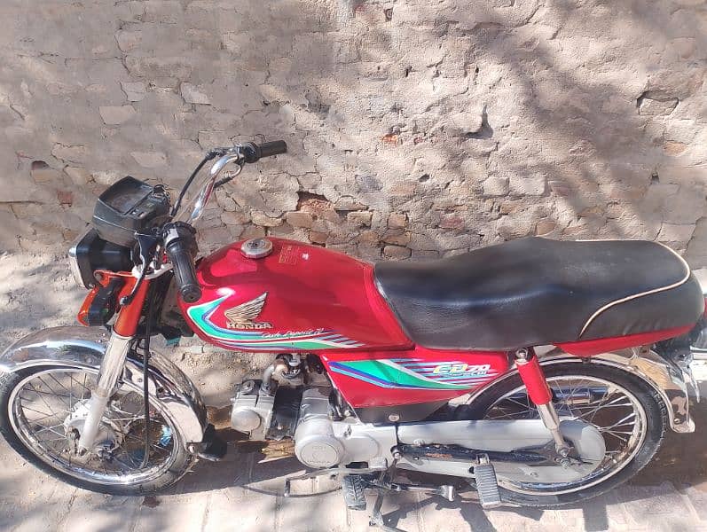 Honda CD 70 (2017) modle 1