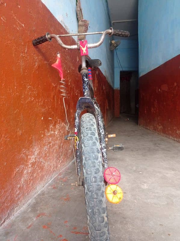 bicycle available for sale only serious person talk with me 5