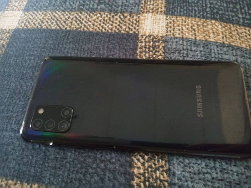 Samsung Galaxy A31 9