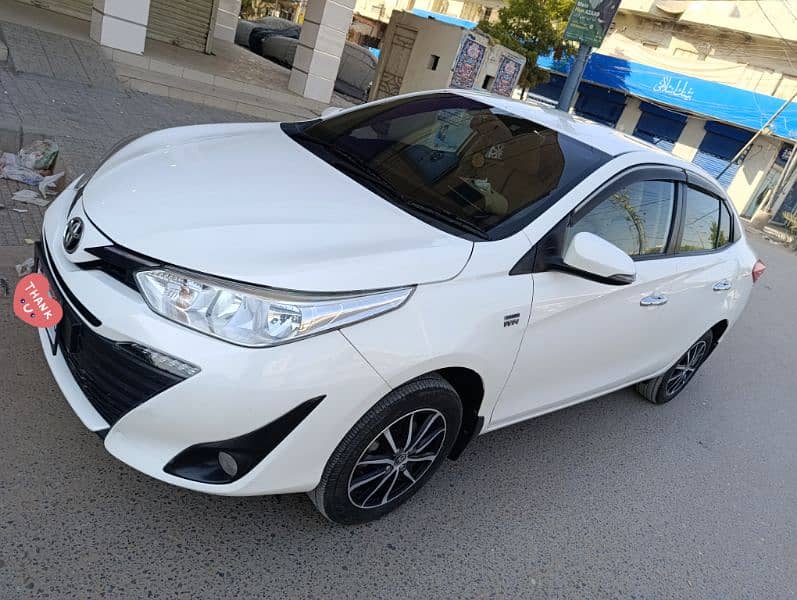 Toyota Yaris 1.5 ATIV X CVT 5