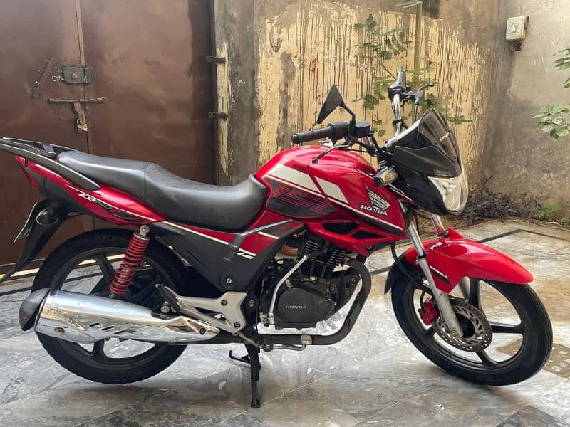 Honda cb 150f red colour 0