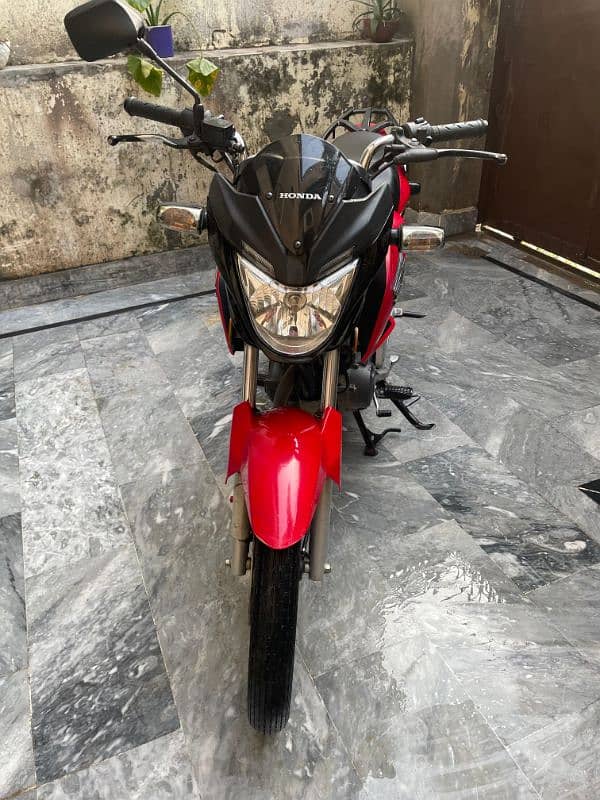 Honda cb 150f red colour 7