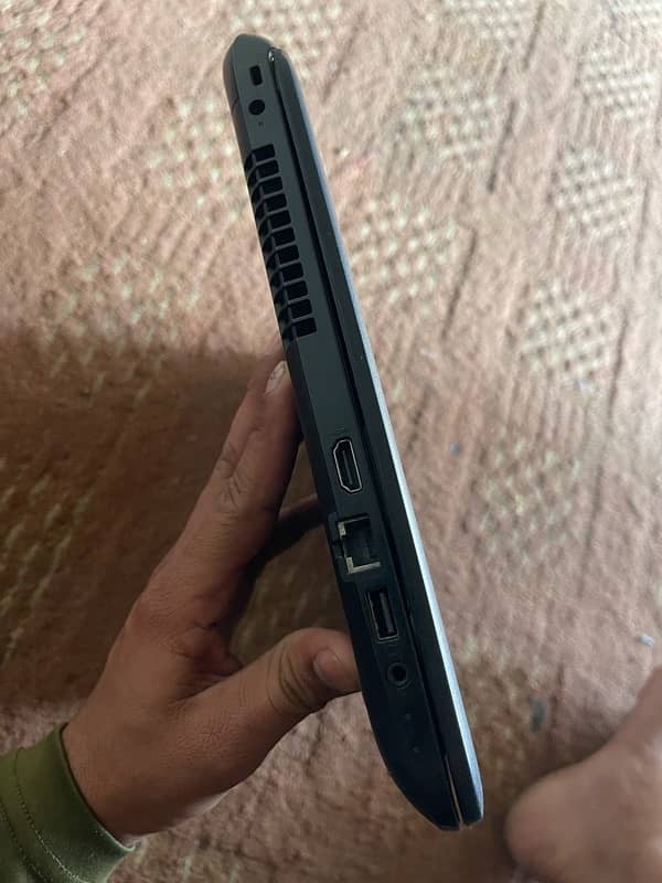 hp laptop 10/9 condition 3