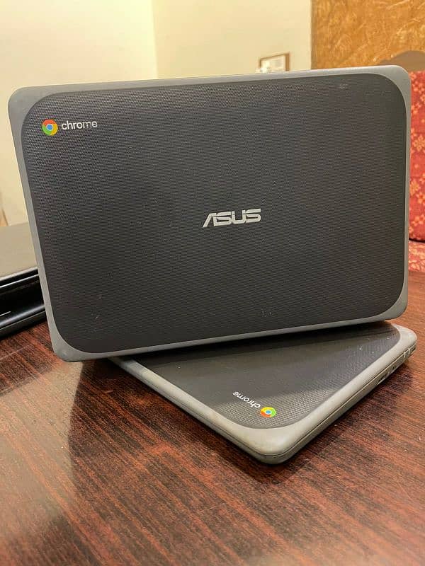 ASUS Window 10 laptops 4/16 0