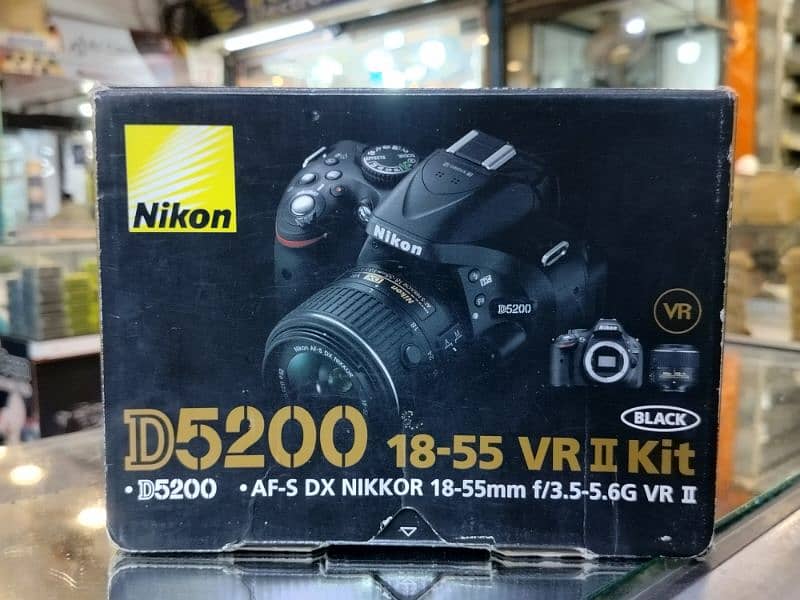 Nikon D5200 Box Pack | 18-55mm VR II Lens 0