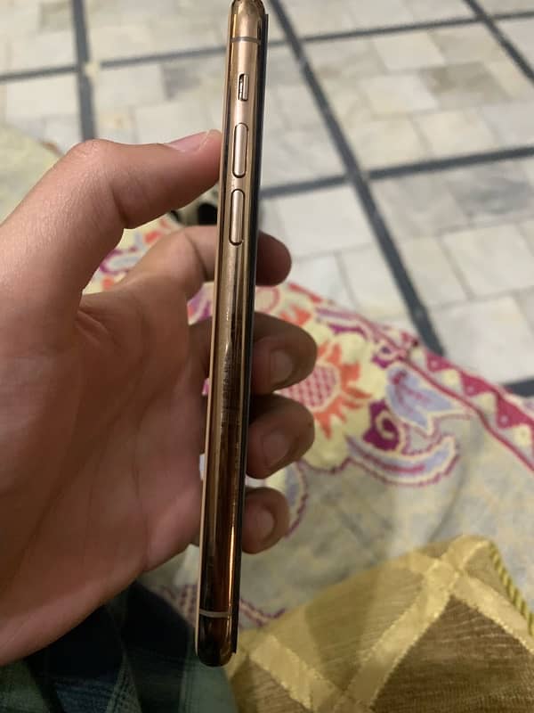 Iphone 11 pro pta approved 256gb 1