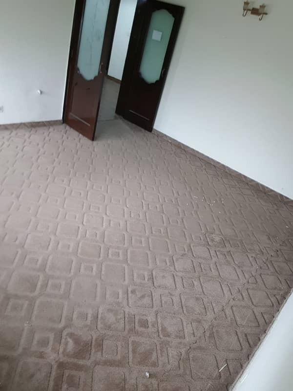 10 Marla 3 Beds Apartment On 2nd Floor Available For Rent In Askari 5 Near Kalma Chowk Lahore 1