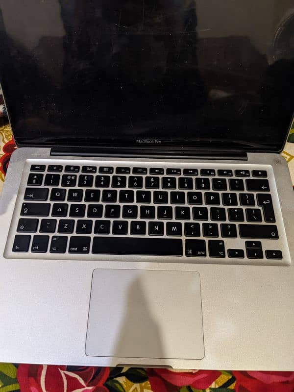 Macbook pro 2011 late  1tb plus storage 3