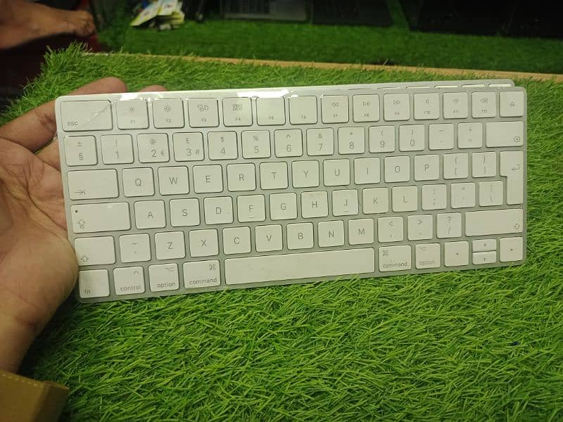 apple magic 2 mini keyboard Bluetooth wireless 0