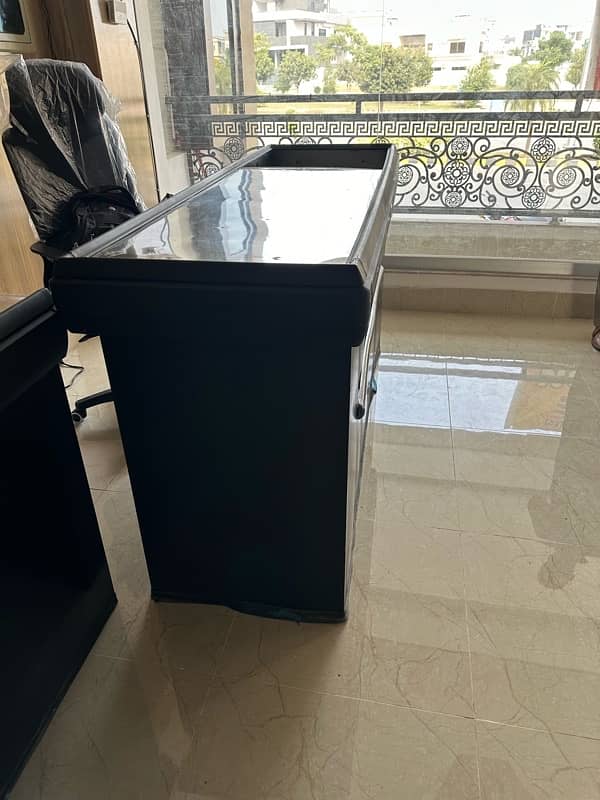 CASH COUNTER (steel) FOR SALE 5